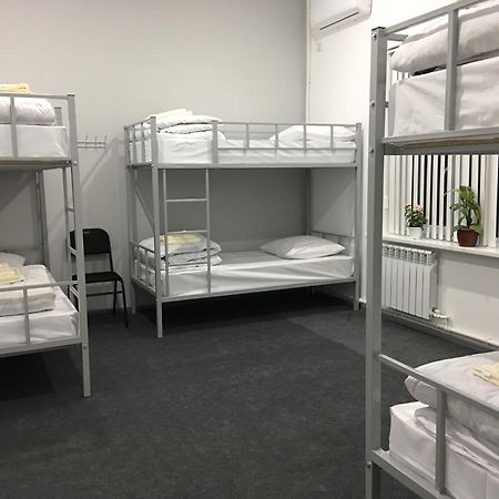 Jules Verne Hostel Ташкент Екстер'єр фото