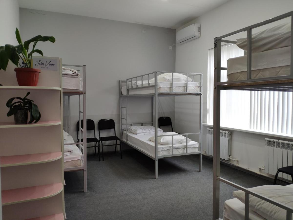 Jules Verne Hostel Ташкент Екстер'єр фото