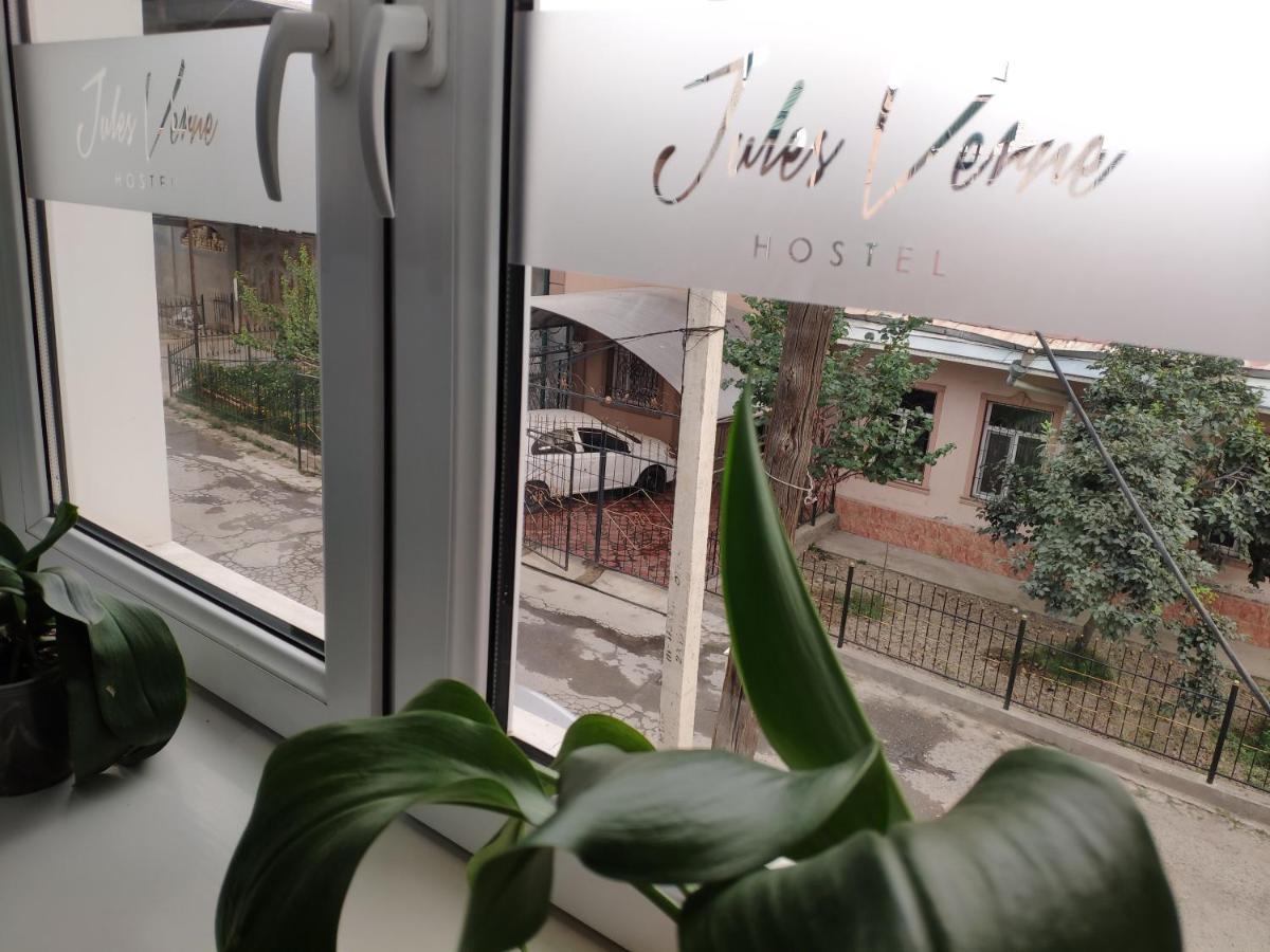 Jules Verne Hostel Ташкент Екстер'єр фото