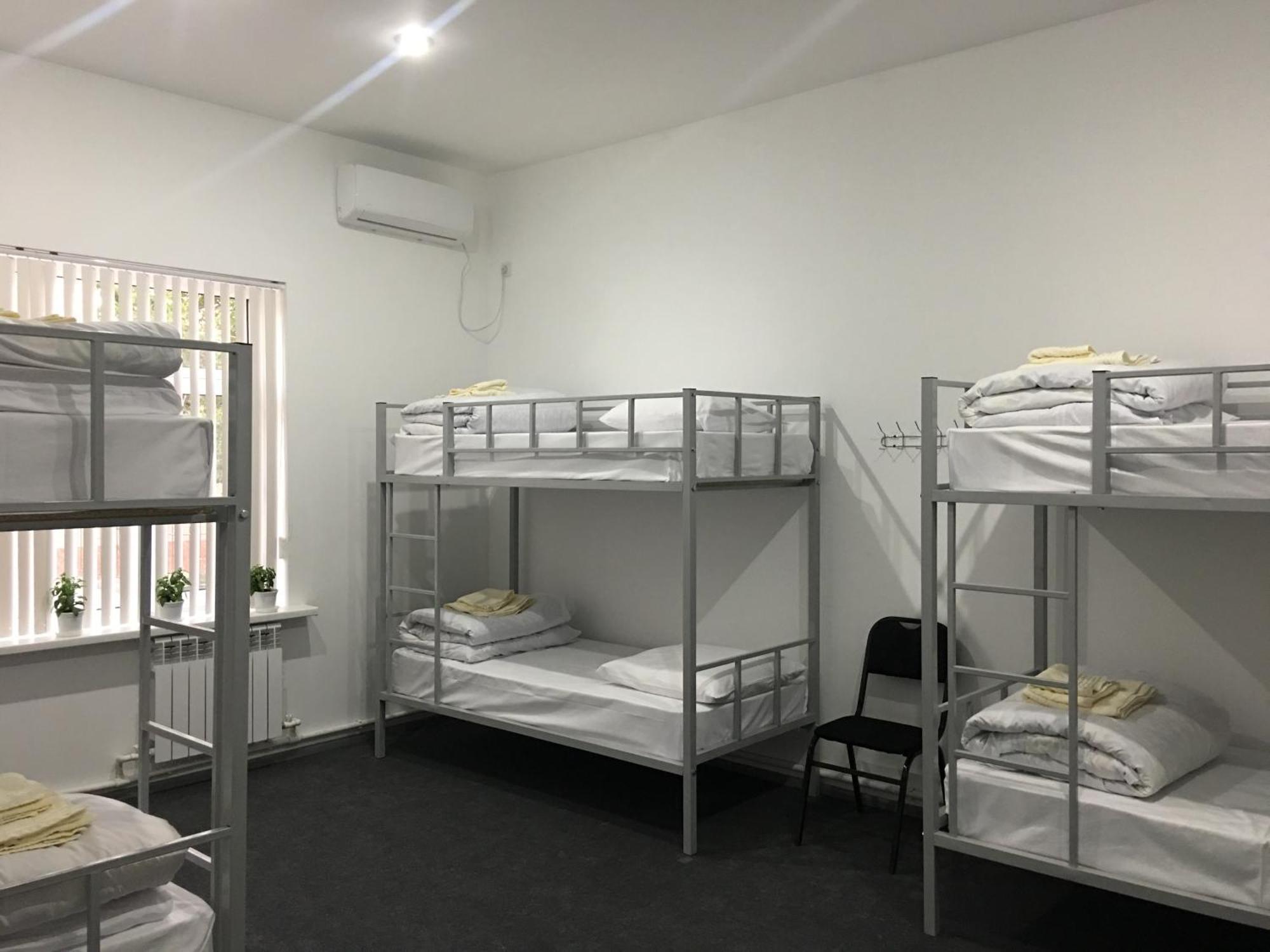 Jules Verne Hostel Ташкент Екстер'єр фото