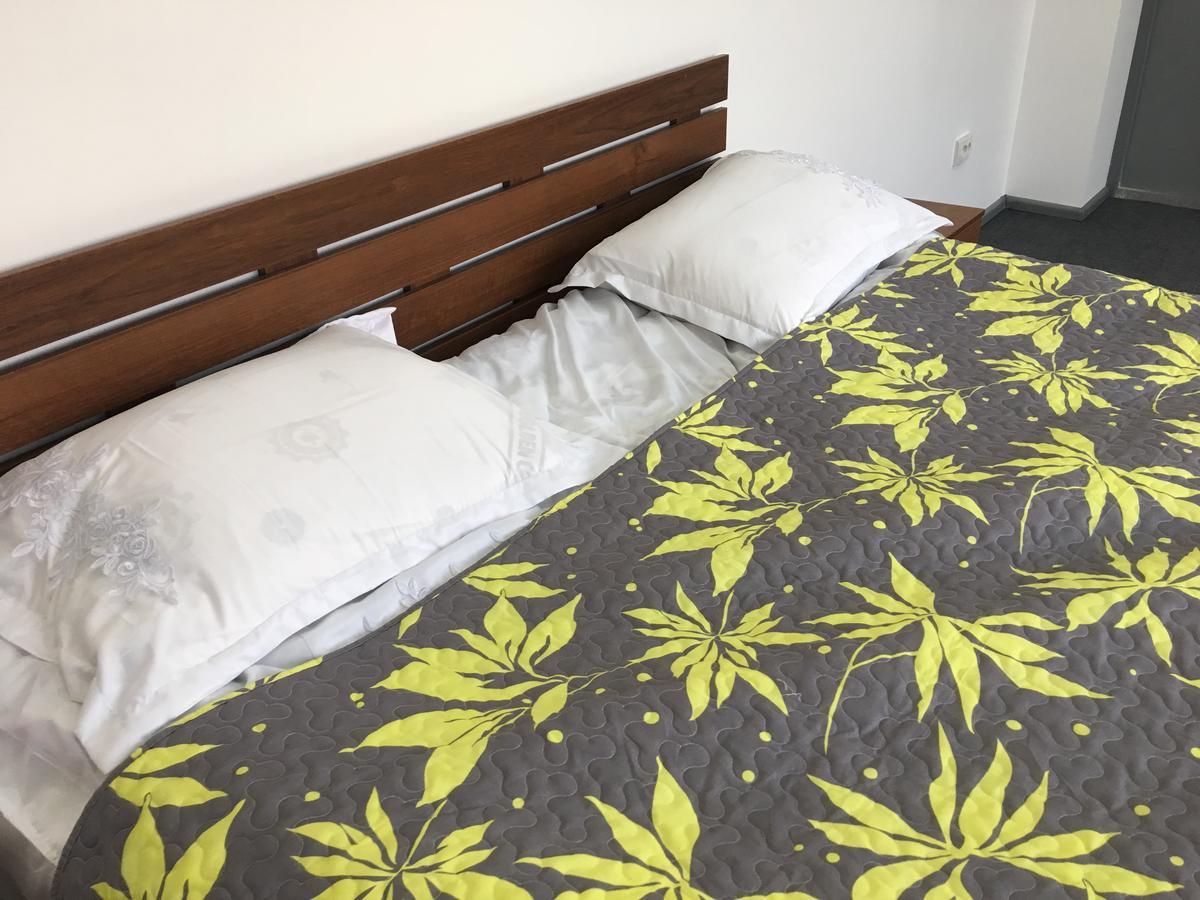 Jules Verne Hostel Ташкент Екстер'єр фото