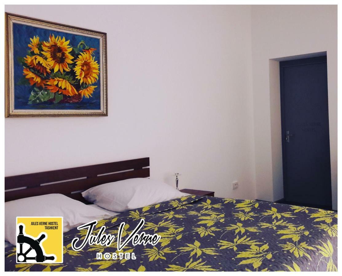 Jules Verne Hostel Ташкент Екстер'єр фото